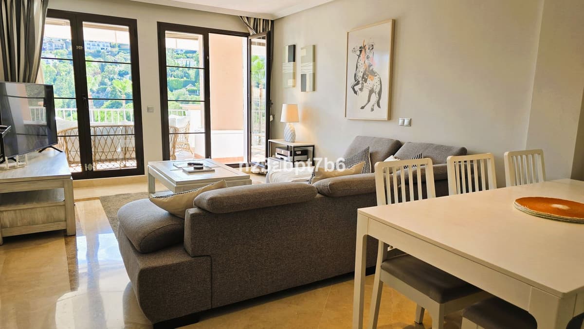 Middle Floor Apartment in Los Arqueros — photo 2 of 10