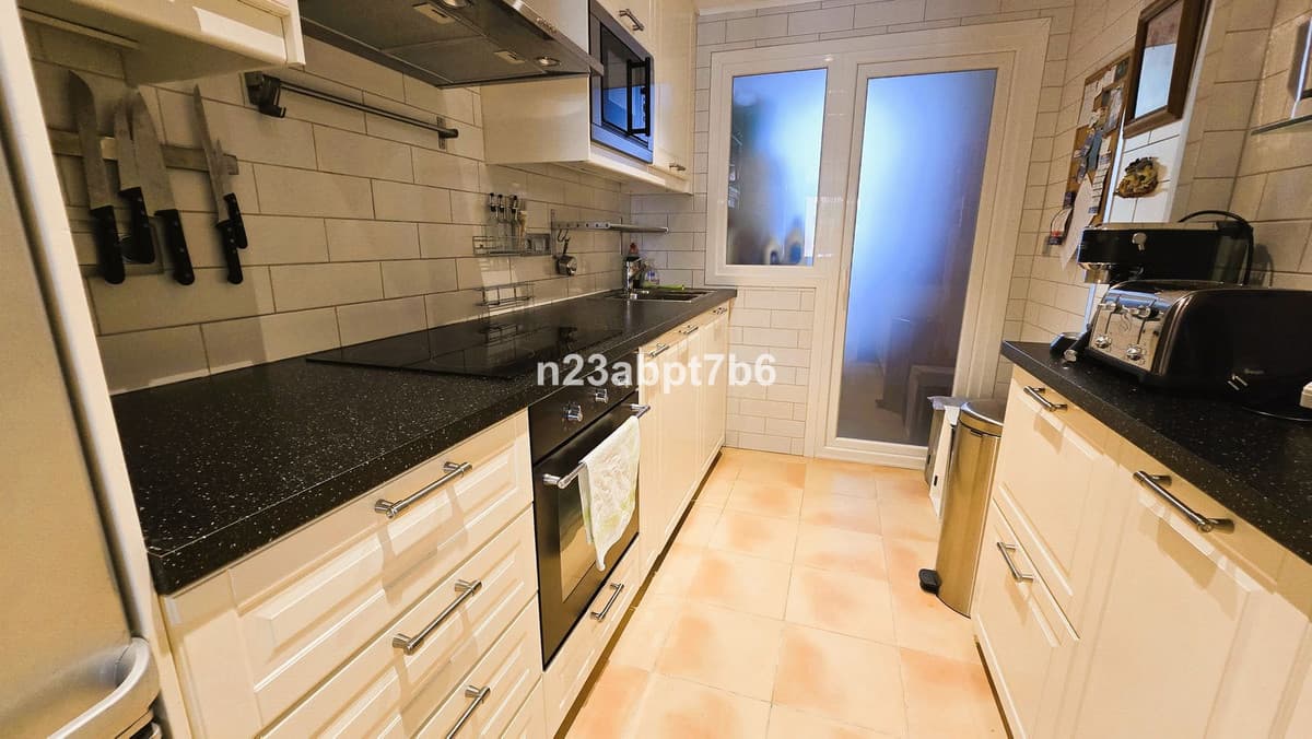 Middle Floor Apartment in Los Arqueros — photo 6 of 10