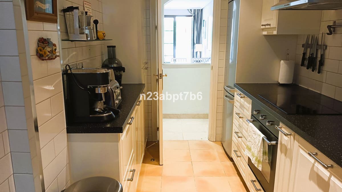 Middle Floor Apartment in Los Arqueros — photo 7 of 10