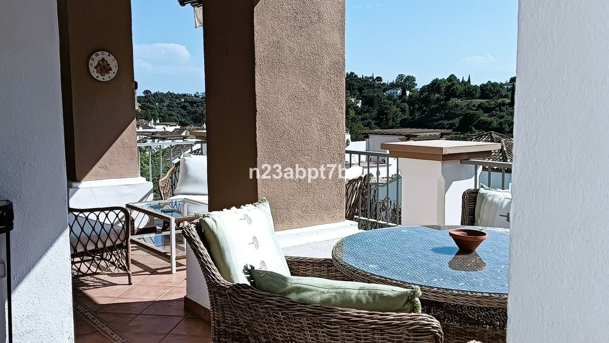 Middle Floor Apartment in Los Arqueros — photo 9 of 10