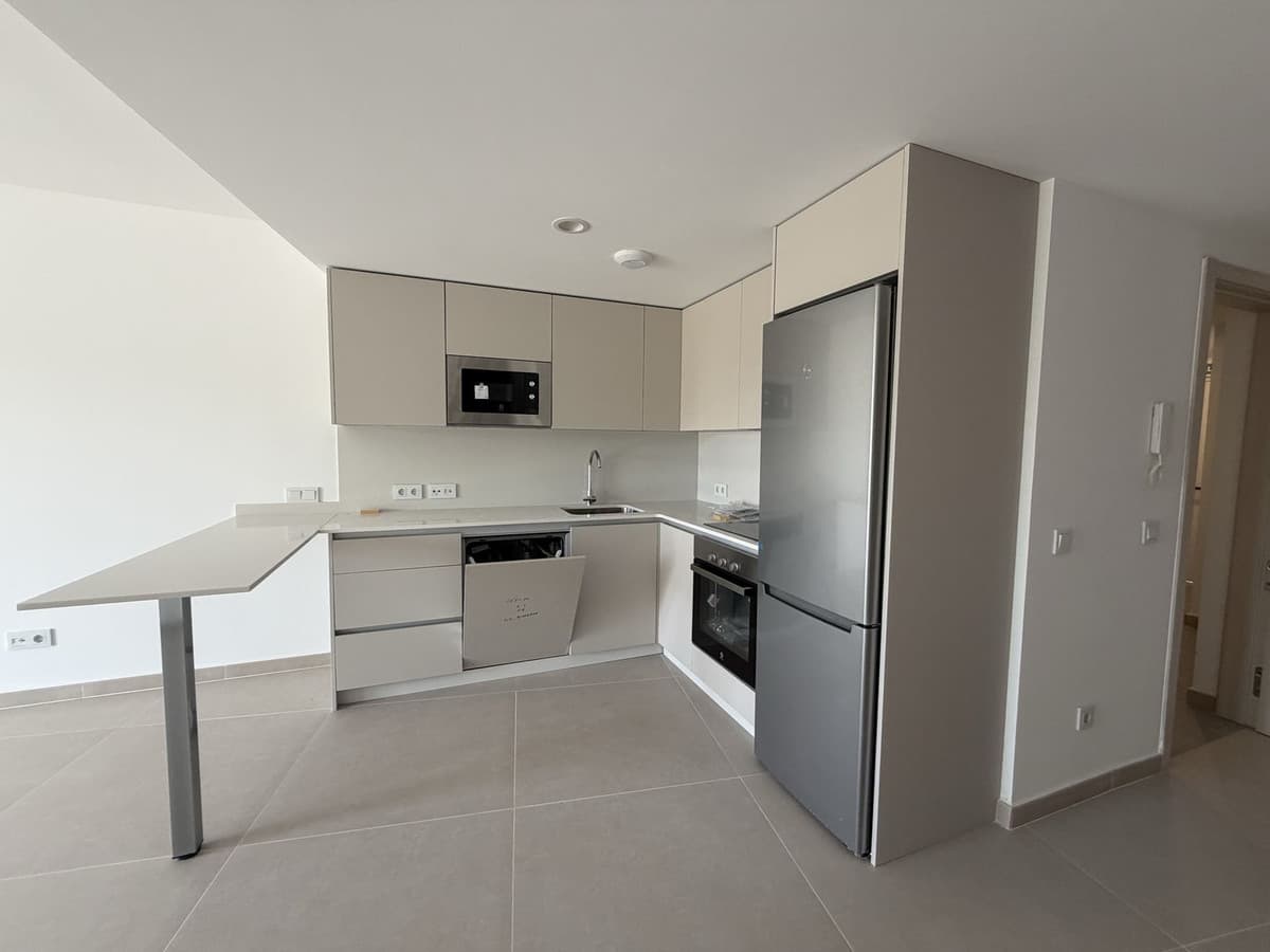Middle Floor Apartment in La Duquesa — photo 7 of 10
