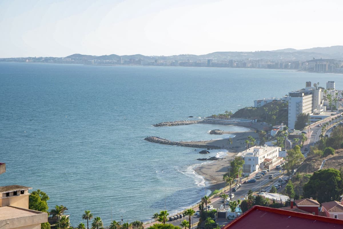 Penthouse in Torrequebrada — photo 1 of 10