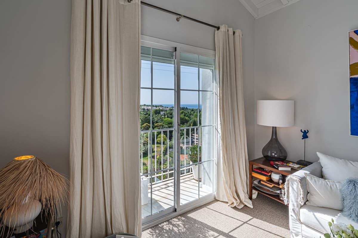 Townhouse in The Golden Mile — photo 6 of 10
