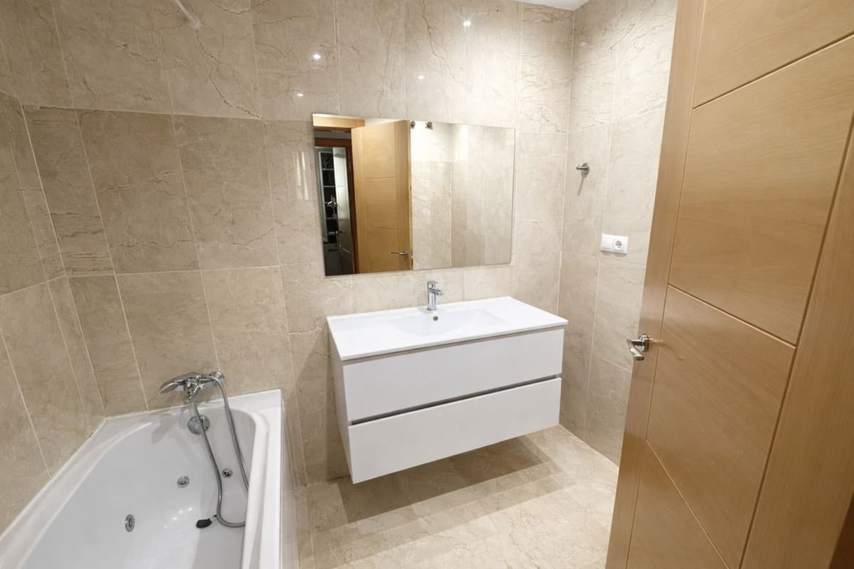 Ground Floor Apartment in Benahavís — photo 10 of 10