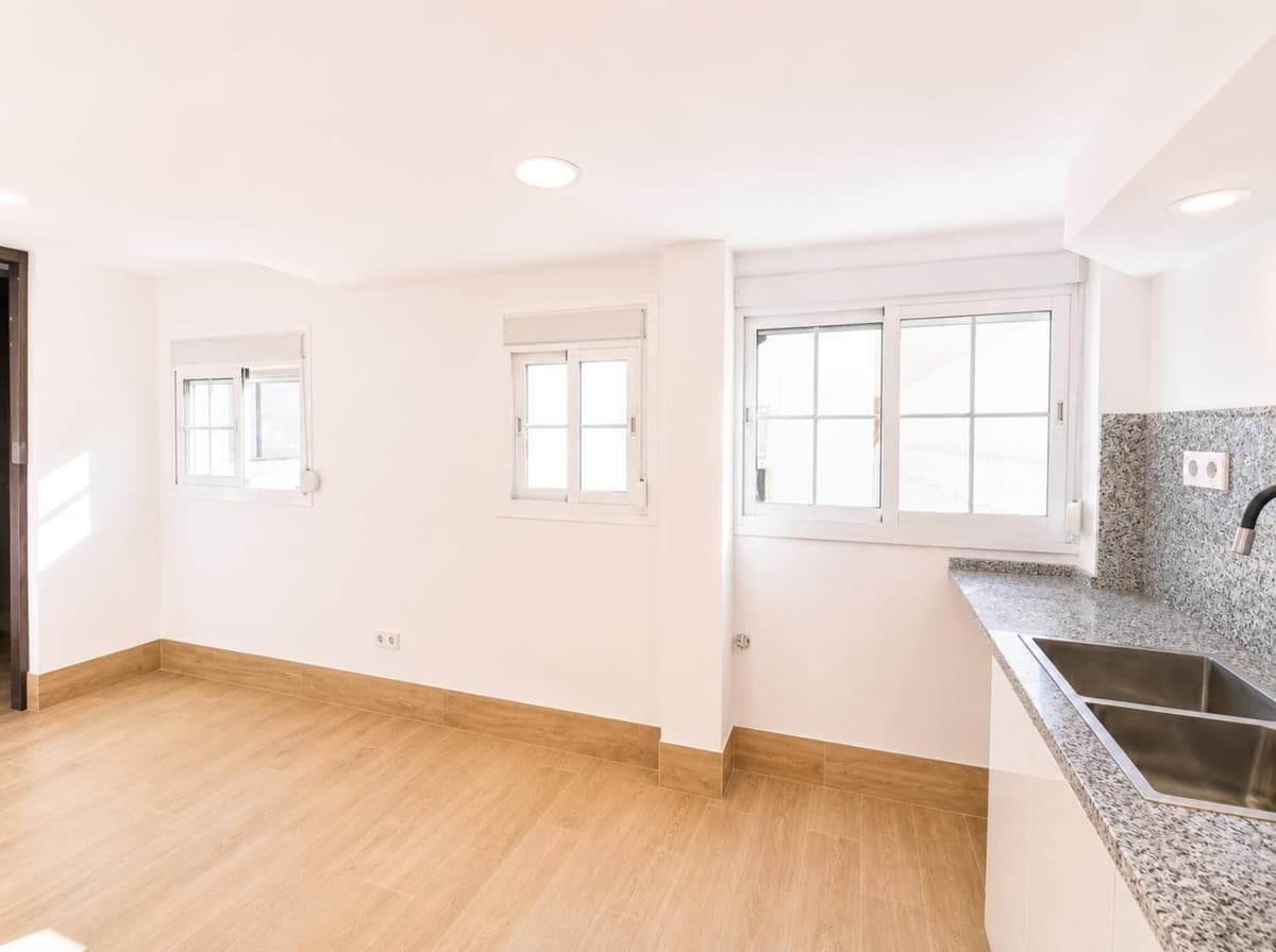 Middle Floor Apartment in Los Tilos — photo 2 of 10