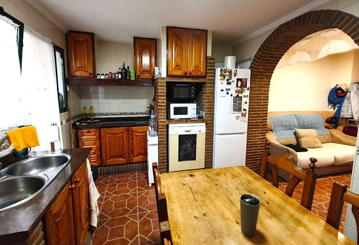 Top Floor Apartment in Estepona — photo 7 of 10