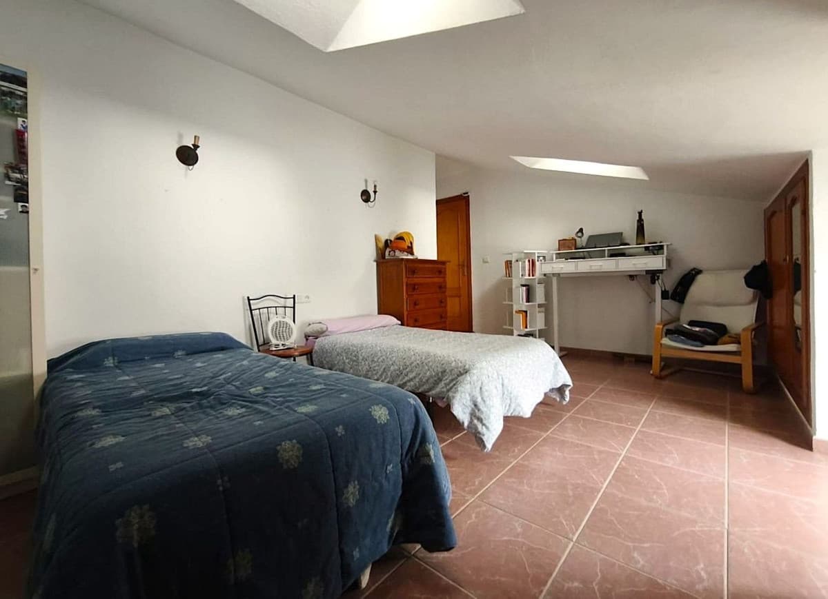 Top Floor Apartment in Estepona — photo 9 of 10