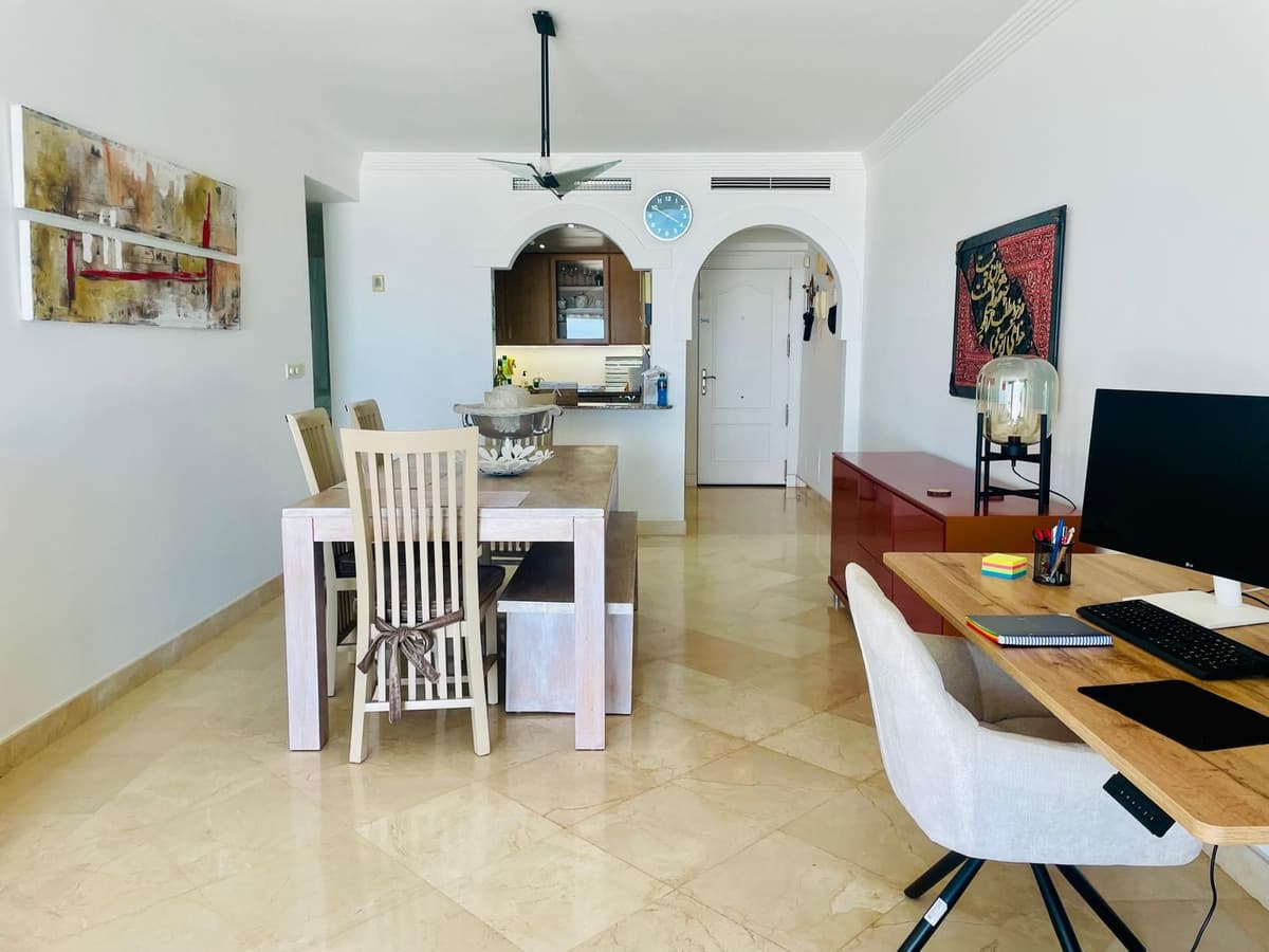 Ground Floor Apartment in Estepona — photo 7 of 10