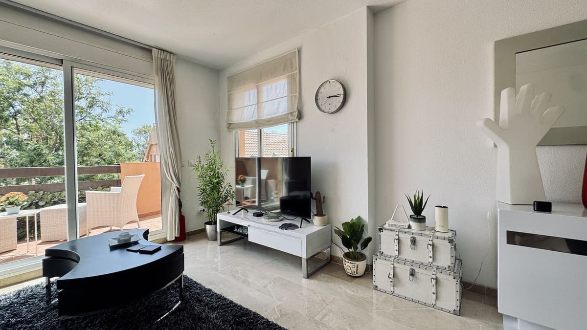 Middle Floor Apartment in Casares Playa — photo 4 of 10