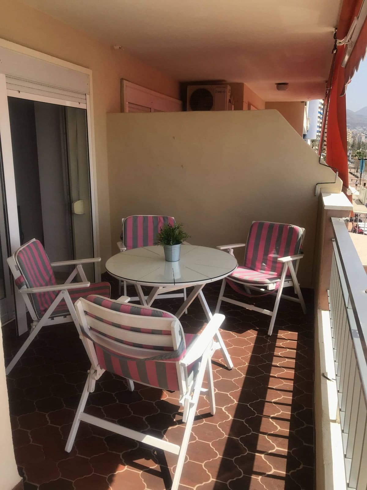 Middle Floor Apartment in Fuengirola — photo 5 of 10