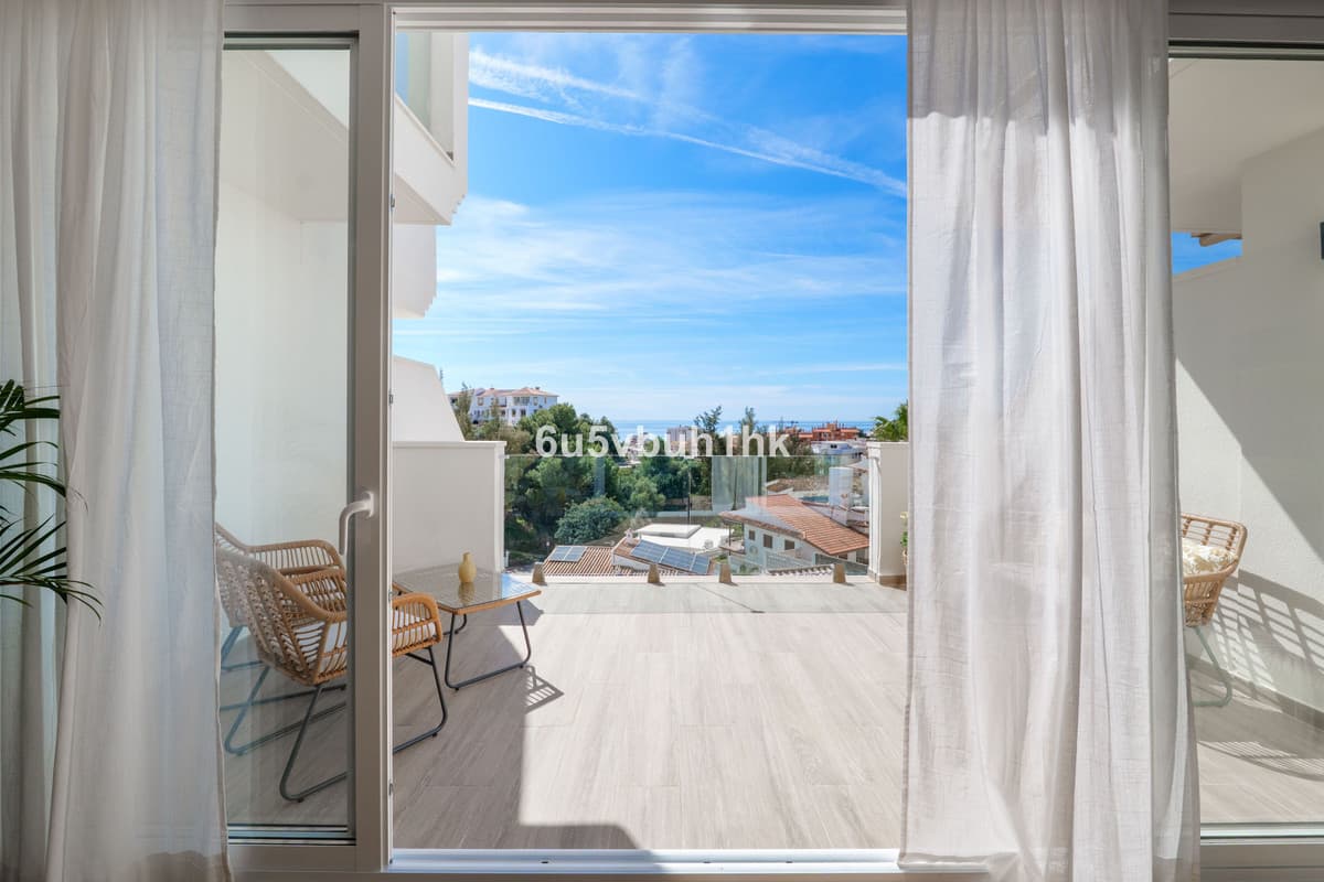 Townhouse in Torreblanca — photo 7 of 10