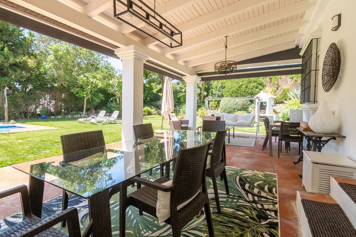 Detached Villa in Estepona — photo 4 of 10