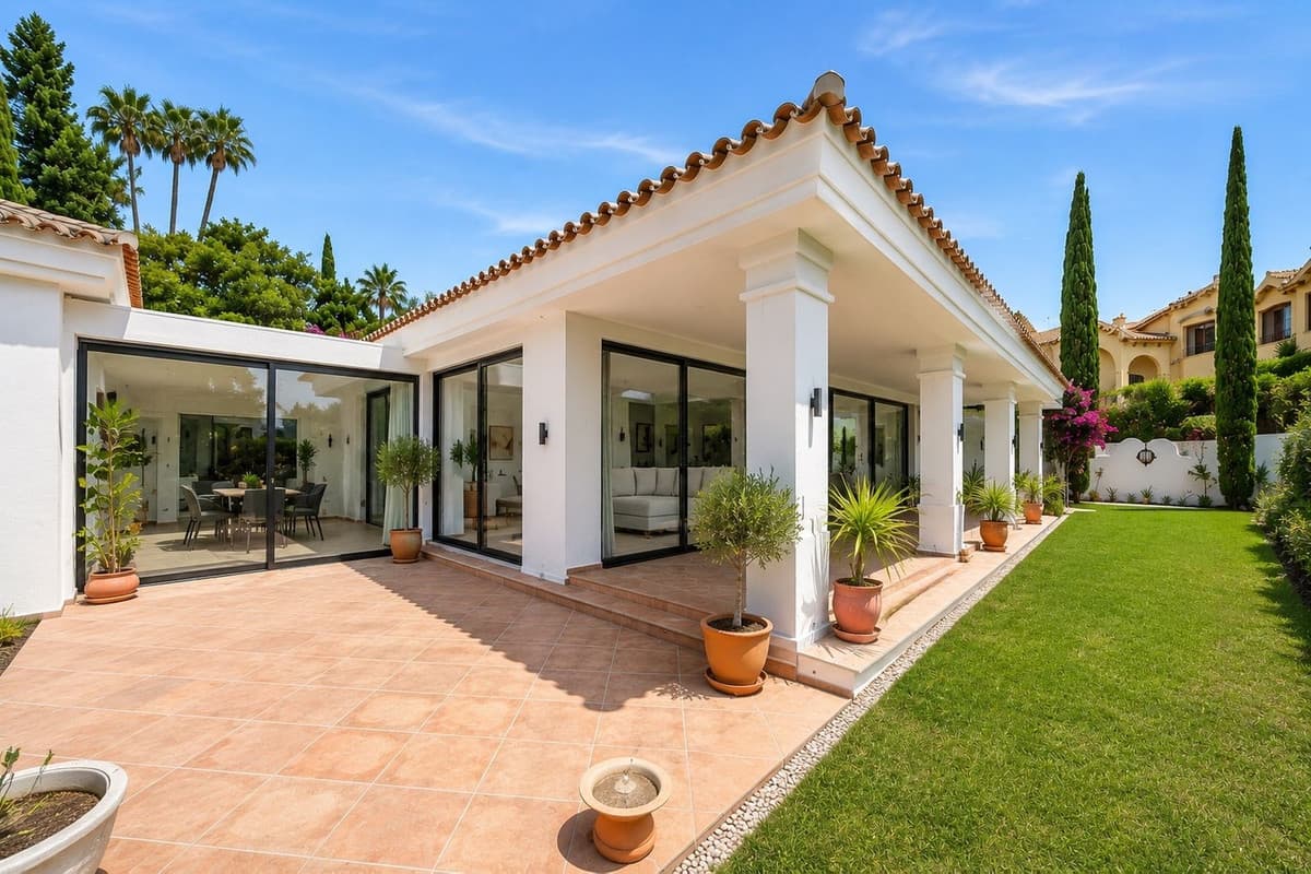 Detached Villa in Benahavís — photo 5 of 10