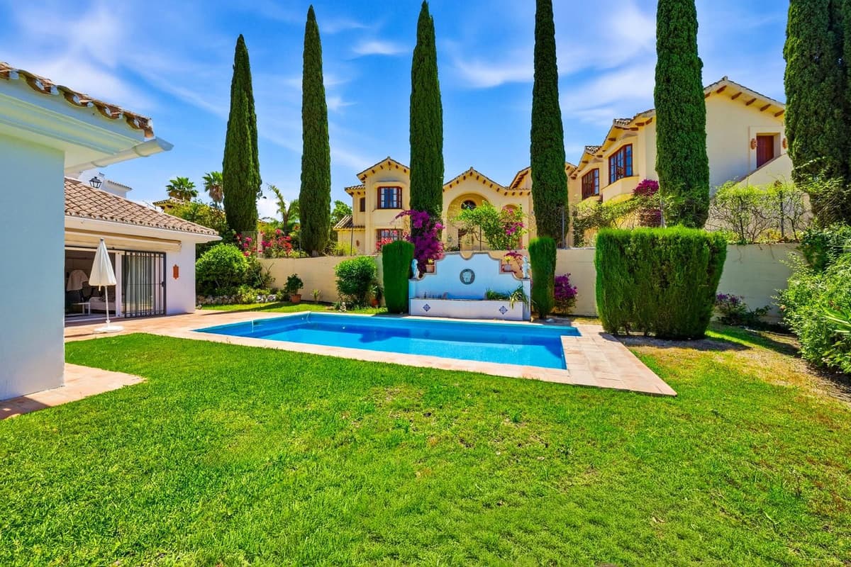 Detached Villa in Benahavís — photo 10 of 10