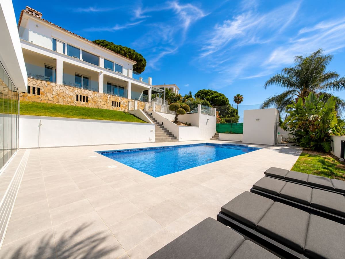 Detached Villa in La Cala de Mijas — photo 2 of 10