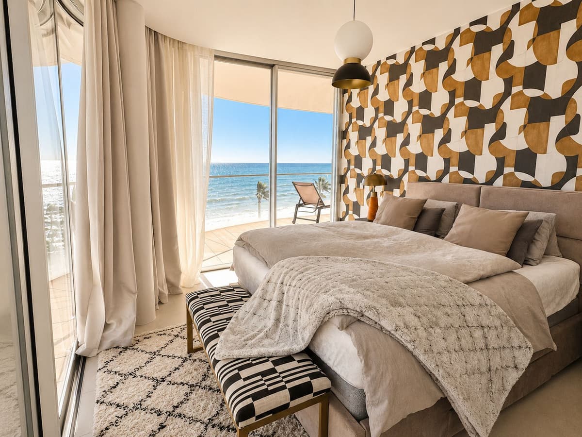 Middle Floor Apartment in Estepona — photo 7 of 10