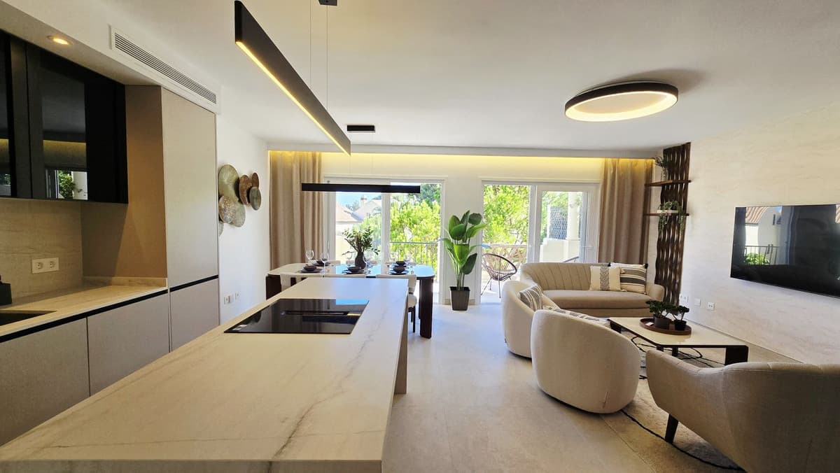 Penthouse Duplex in Nueva Andalucía — photo 5 of 10