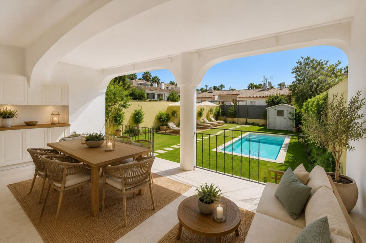 Townhouse in Estepona — photo 10 of 10