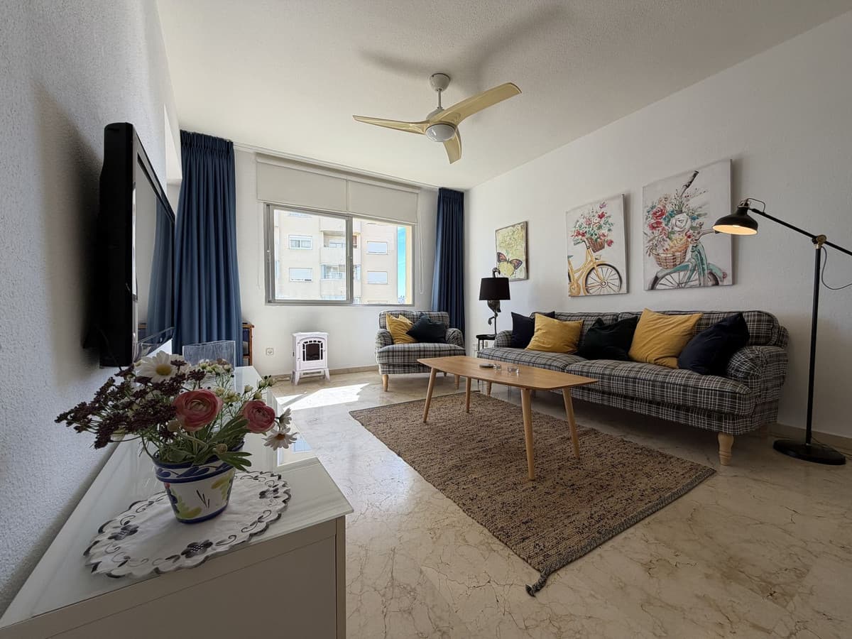 Middle Floor Apartment in Estepona — photo 10 of 10