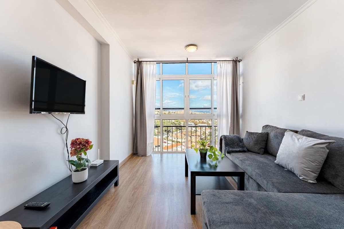 Middle Floor Apartment in Benalmadena — photo 1 of 10
