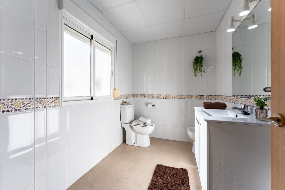 Middle Floor Apartment in Benalmadena — photo 9 of 10
