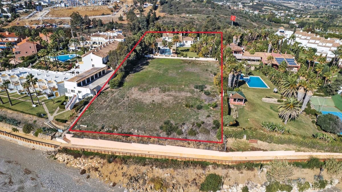 Residential Plot in Estepona — photo 7 of 7