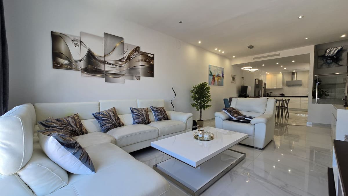 Penthouse Duplex in San Pedro de Alcántara — photo 8 of 10