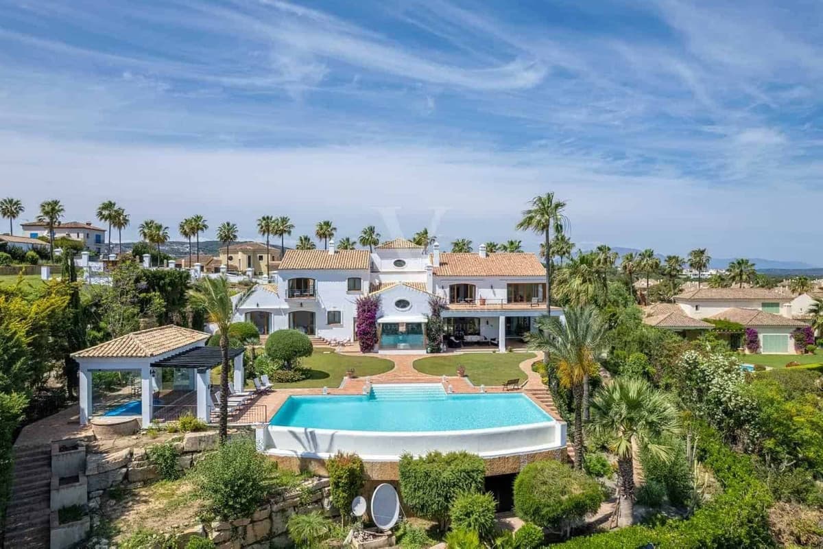Detached Villa in Sotogrande Alto — photo 1 of 10