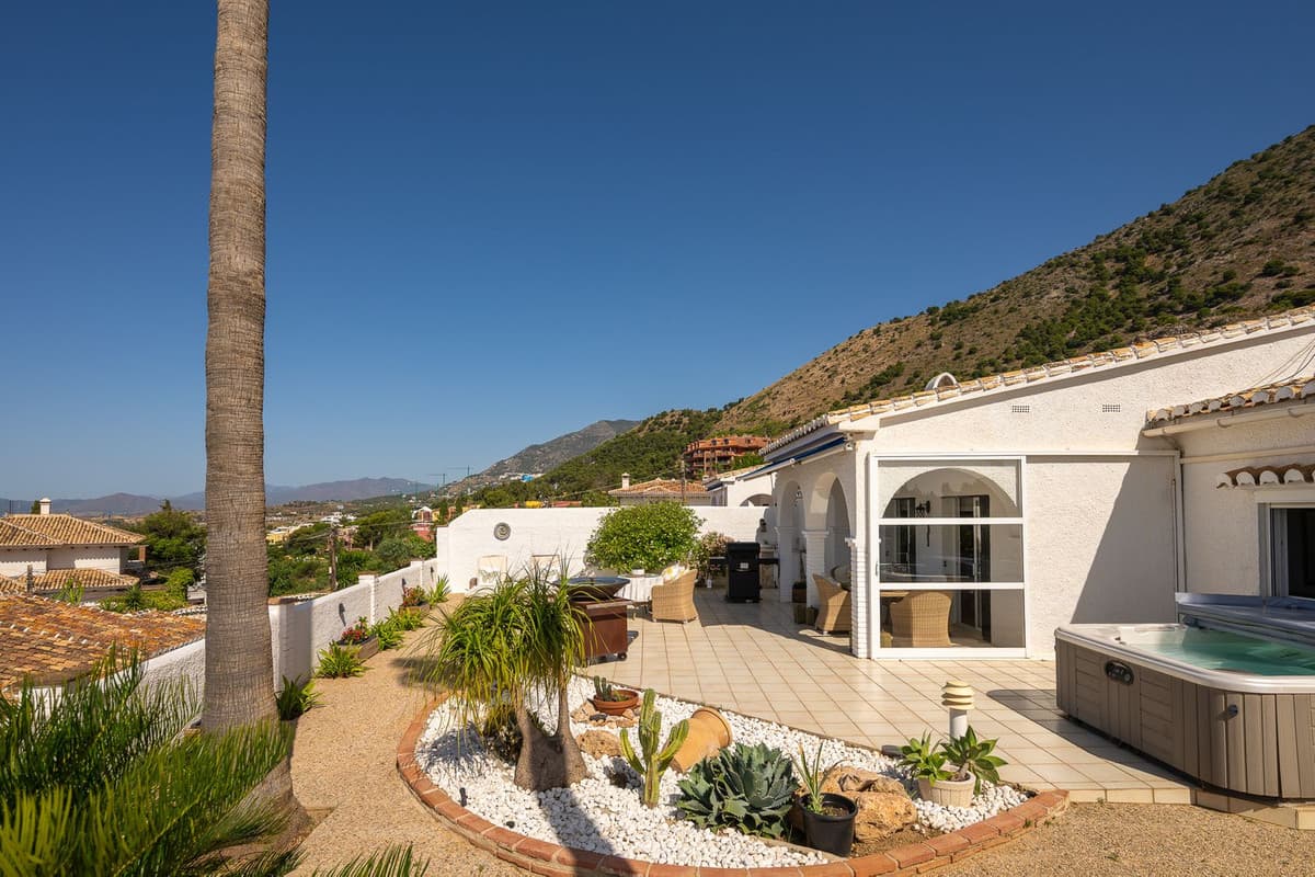 Semi-Detached House in Benalmadena — photo 2 of 10