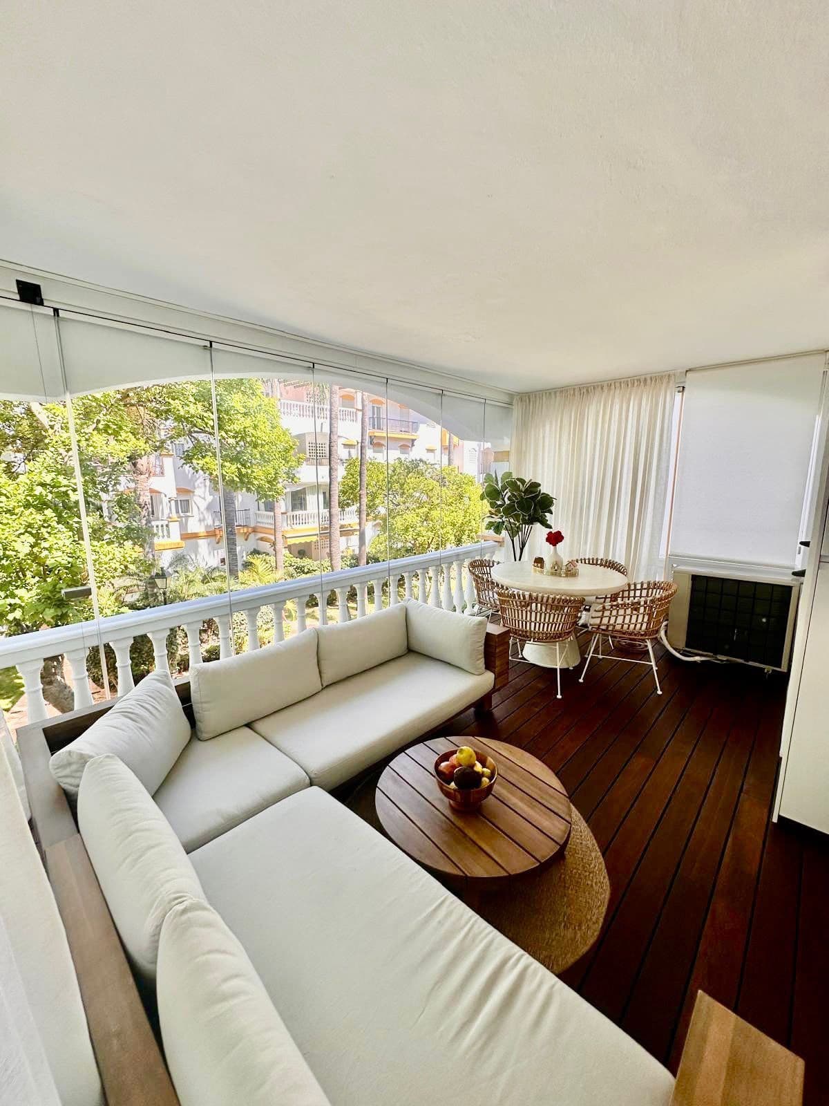 Middle Floor Apartment in Nueva Andalucía — photo 2 of 10