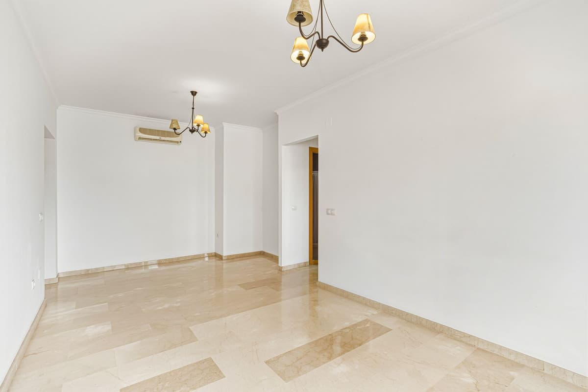 Middle Floor Apartment in Los Boliches — photo 5 of 10