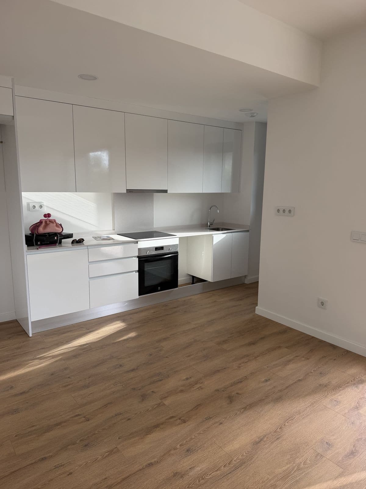Middle Floor Apartment in Estepona — photo 8 of 10