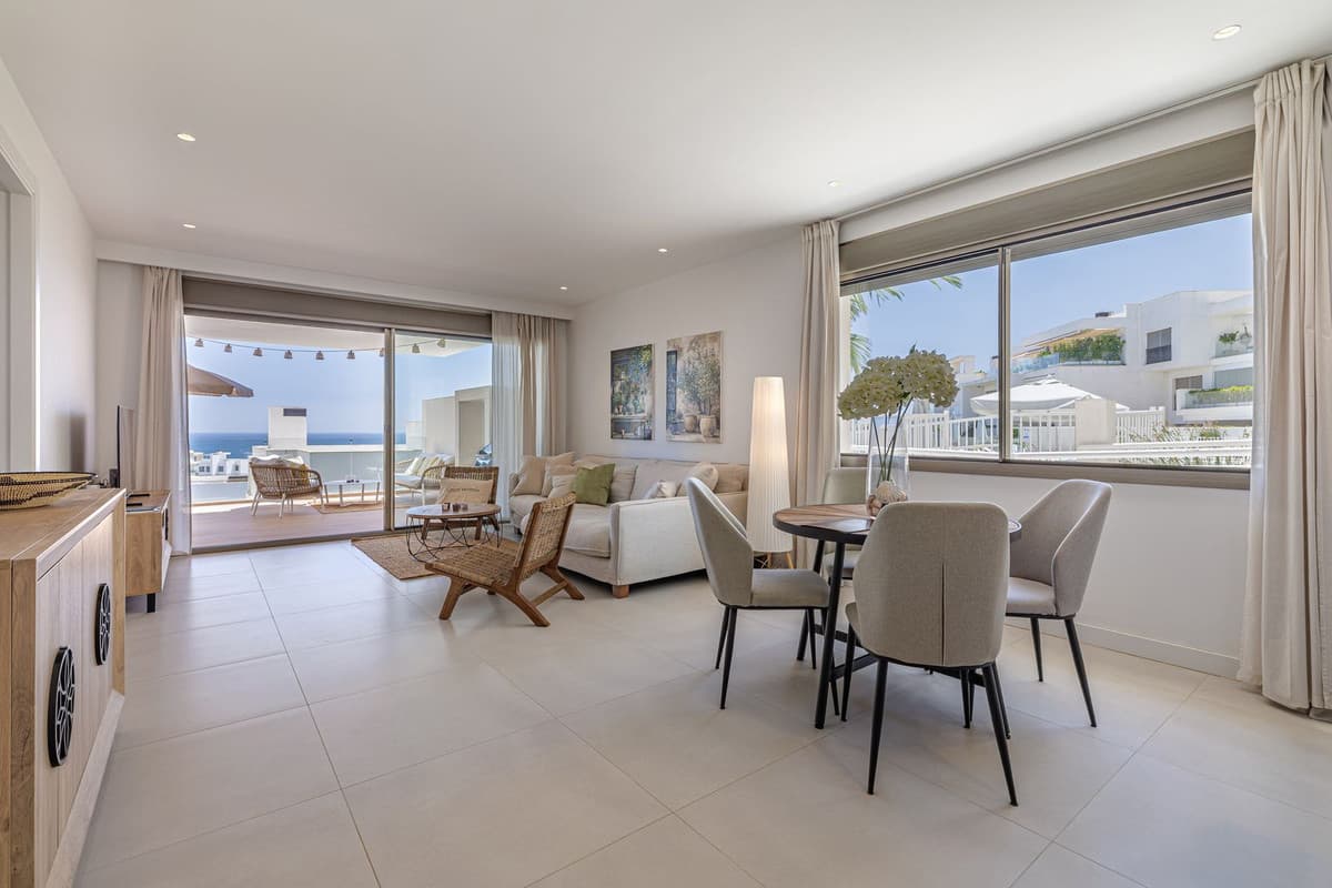 Middle Floor Apartment in Estepona — photo 6 of 10