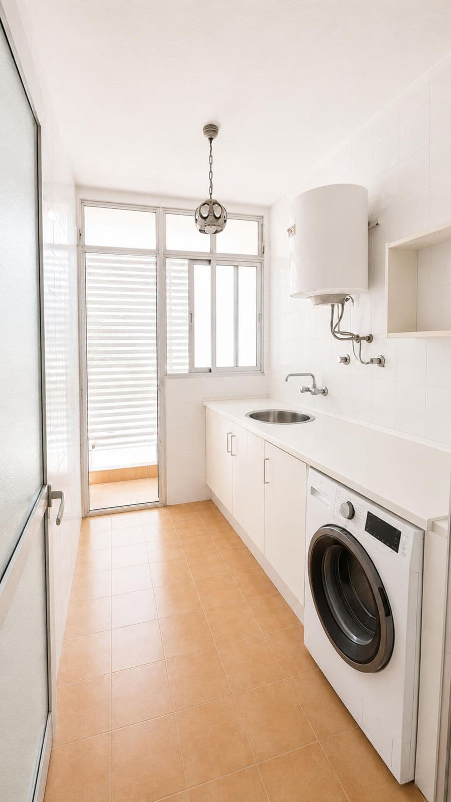 Middle Floor Apartment in Fuengirola — photo 4 of 10