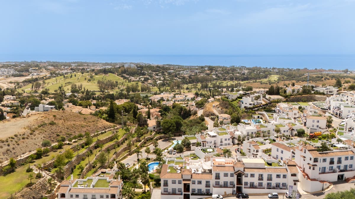 Penthouse in Benahavís — photo 4 of 10