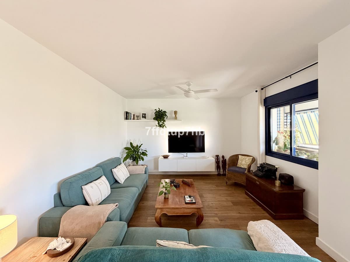 Ground Floor Apartment in Estepona — photo 4 of 10