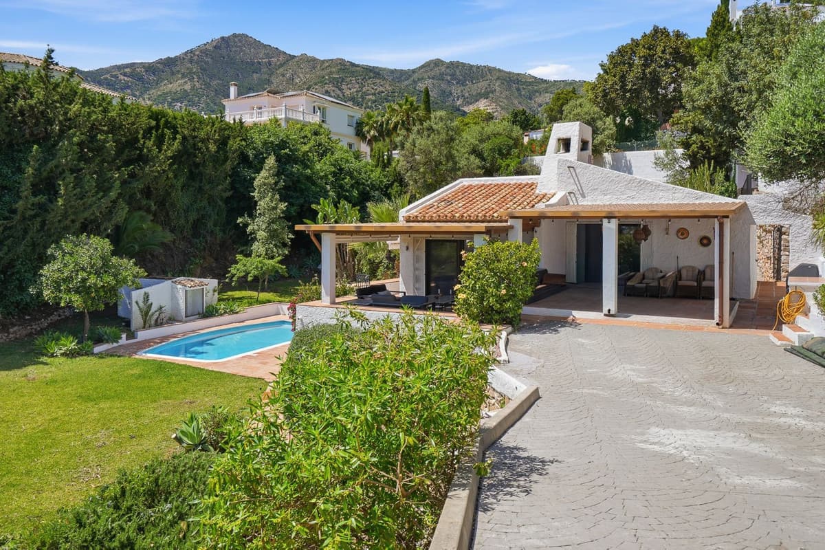 Detached Villa in Mijas — photo 1 of 10
