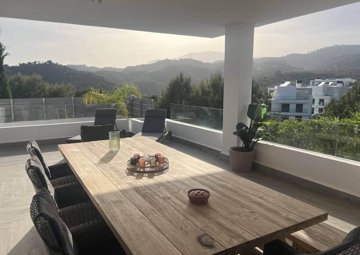 Ground Floor Apartment in Estepona — photo 2 of 10