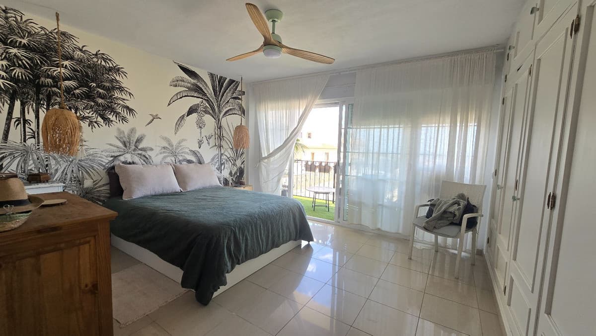 Townhouse in Torrequebrada — photo 4 of 10