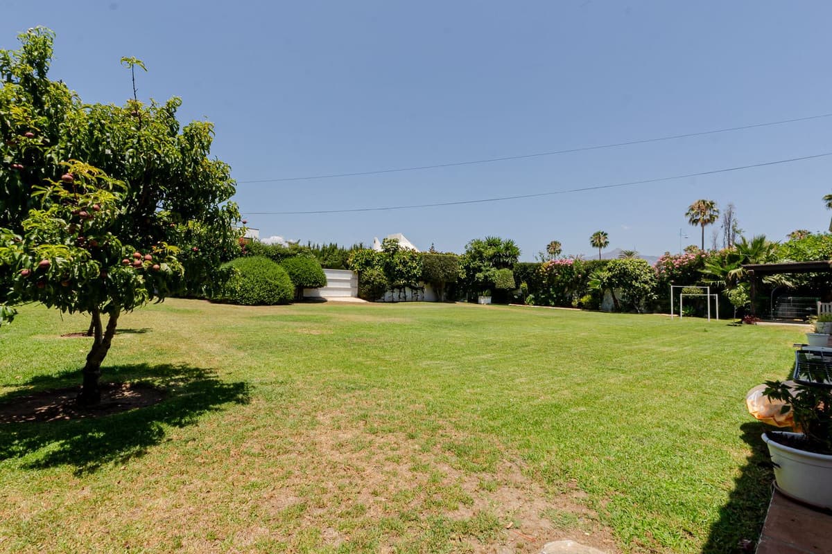 Detached Villa in San Pedro de Alcántara — photo 8 of 10