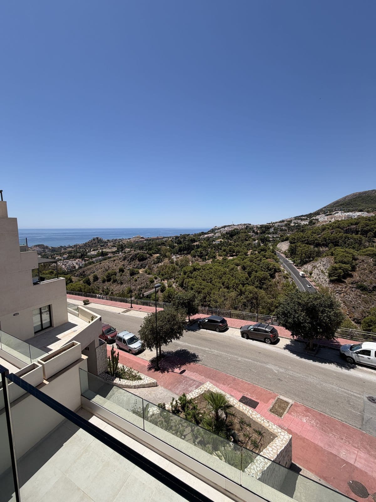 Middle Floor Apartment in Benalmadena — photo 1 of 10