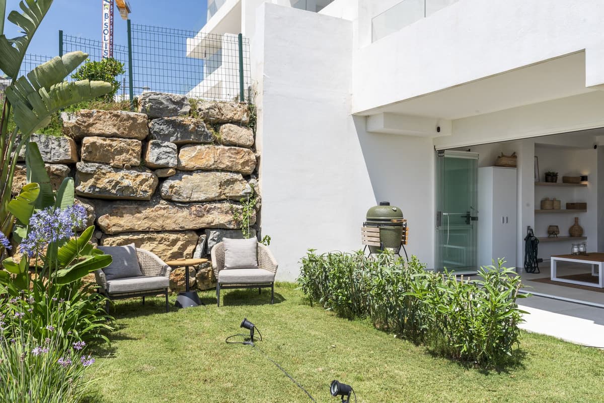 Ground Floor Apartment in Estepona — photo 4 of 10