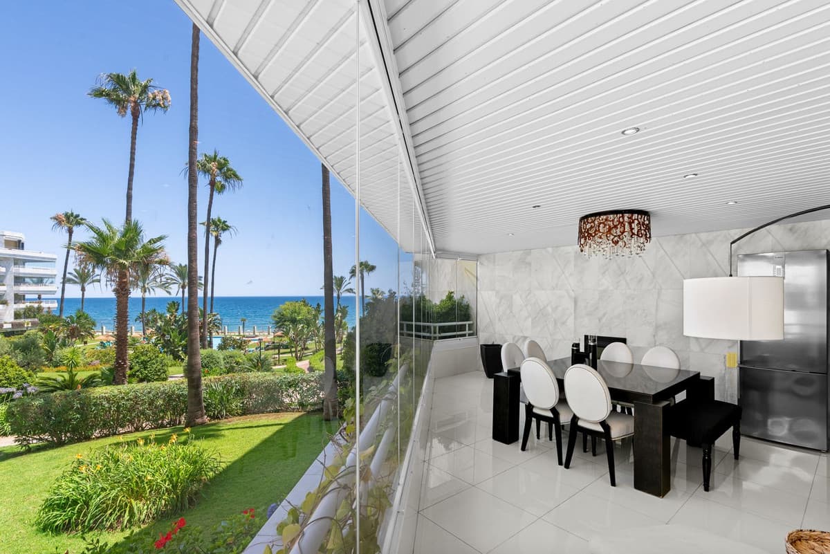 Ground Floor Apartment in Marbella — photo 3 of 10