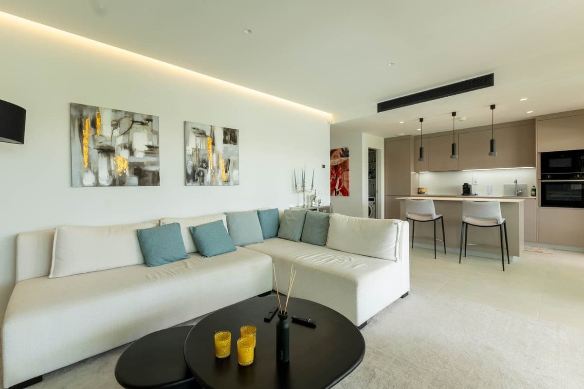 Ground Floor Apartment in Higueron — photo 3 of 10