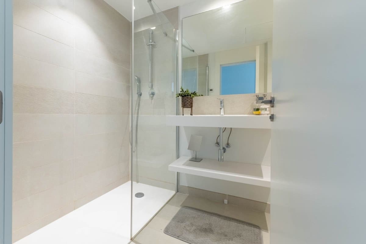 Ground Floor Apartment in Higueron — photo 10 of 10