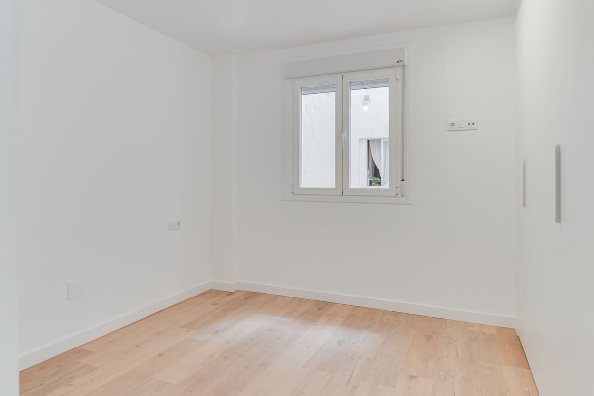 Middle Floor Apartment in Málaga Centro — photo 9 of 10