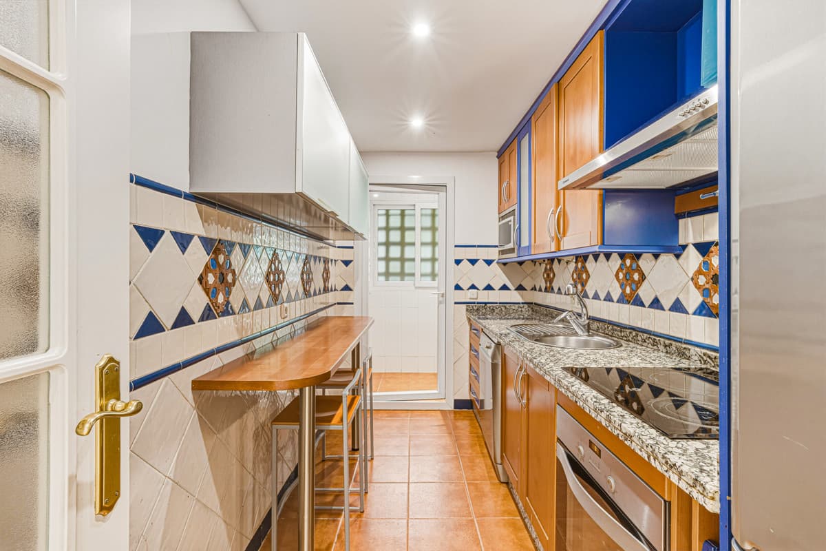 Ground Floor Apartment in The Golden Mile — photo 5 of 10