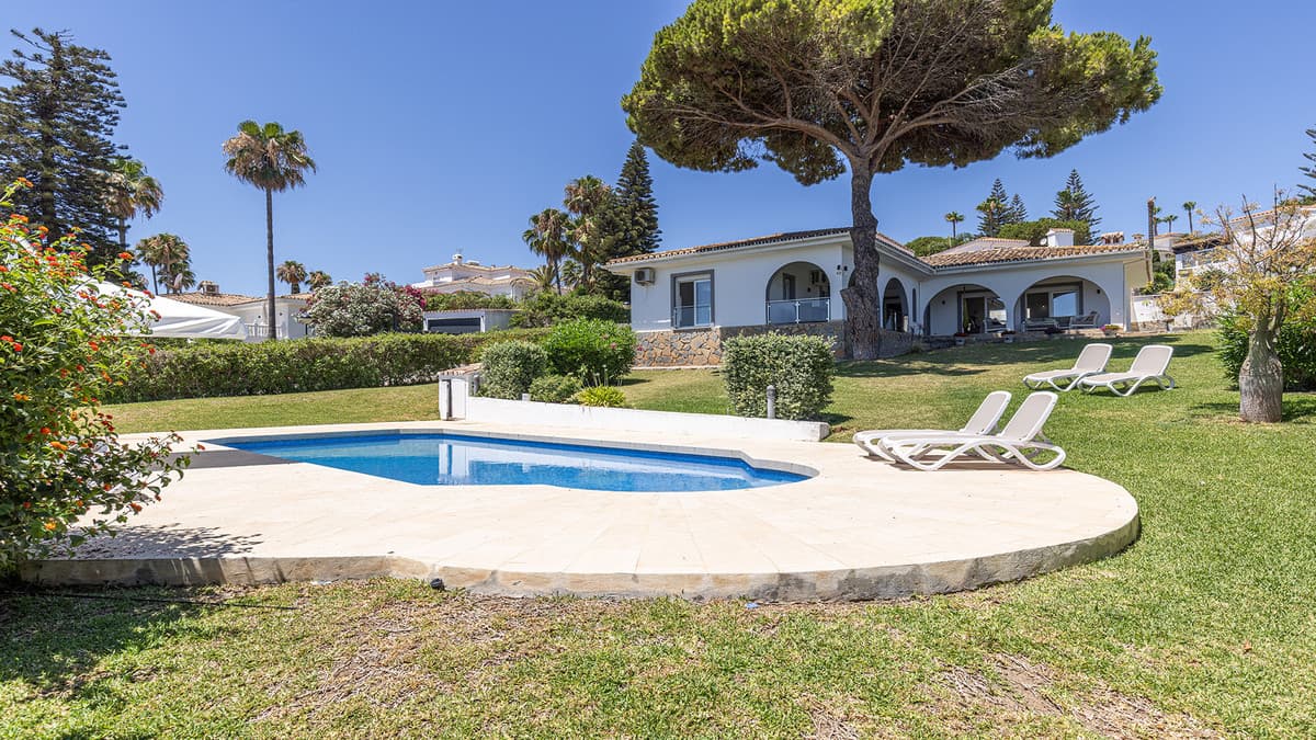 Detached Villa in Manilva — photo 3 of 10