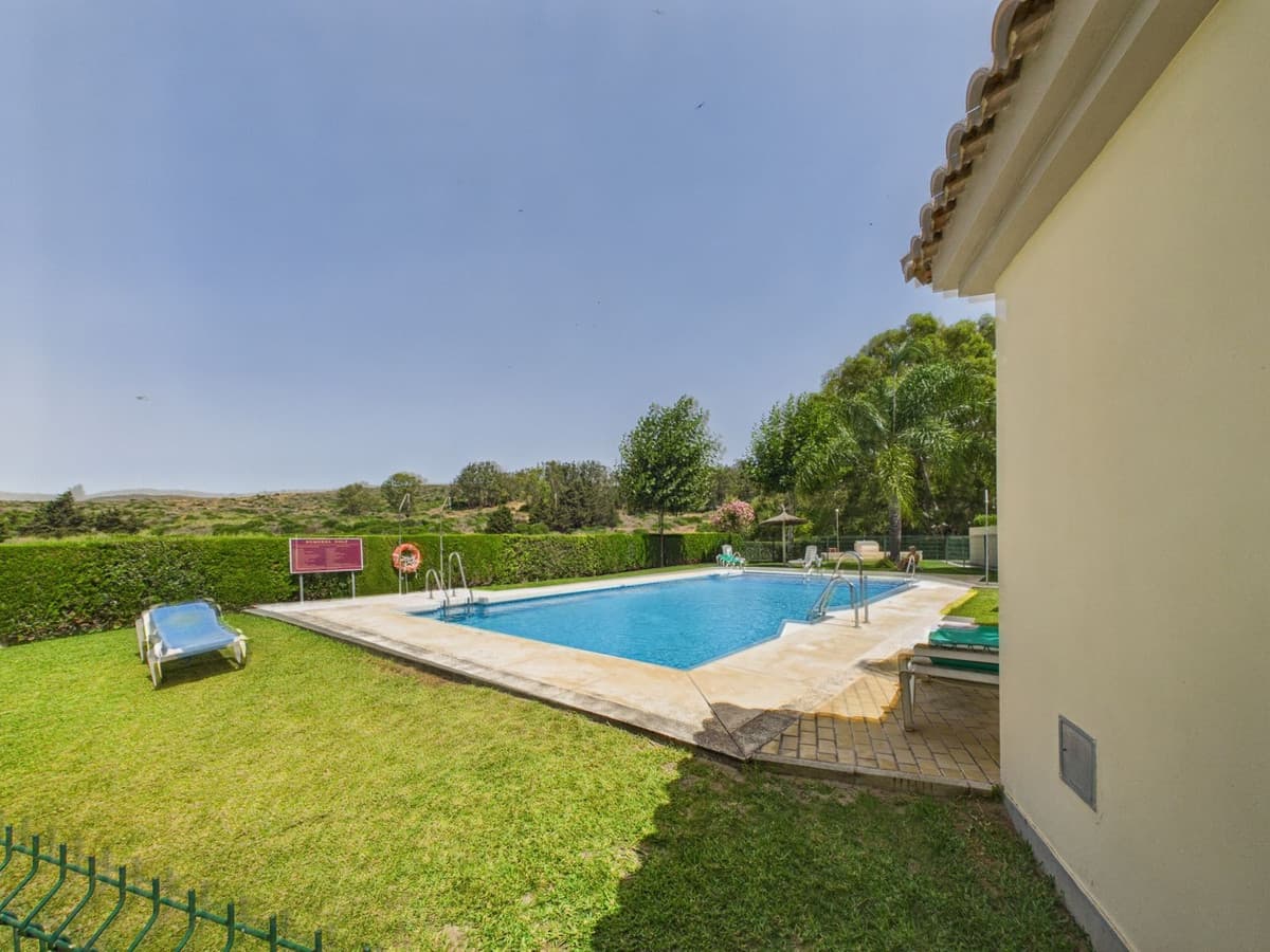 Townhouse in La Duquesa — photo 5 of 10