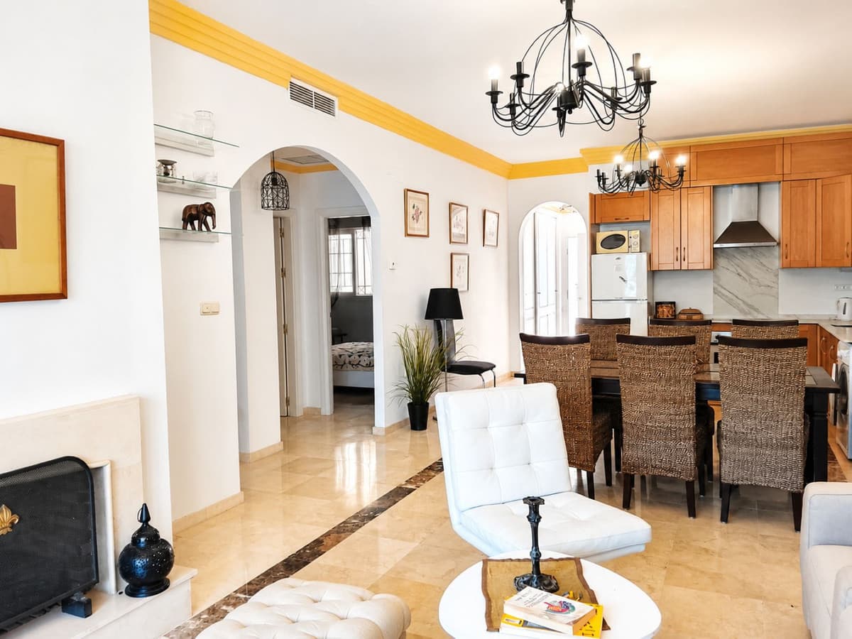Ground Floor Apartment in Nueva Andalucía — photo 6 of 10